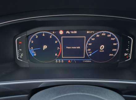 Volkswagen - Tiguan R-Line 1.5 TSI (150 Hp) ACT DSG