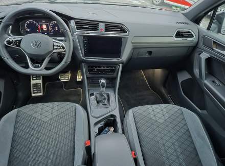 Volkswagen - Tiguan R-Line 1.5 TSI (150 Hp) ACT DSG