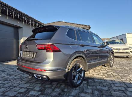 Volkswagen - Tiguan