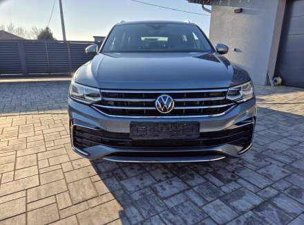 Volkswagen - Tiguan