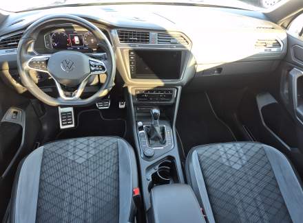Volkswagen - Tiguan