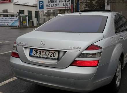 Mercedes-Benz - S-class