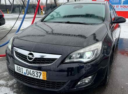 Opel - Astra