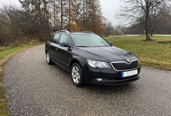 Škoda - Superb