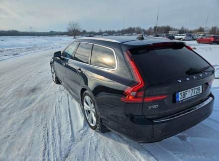 Volvo - V90