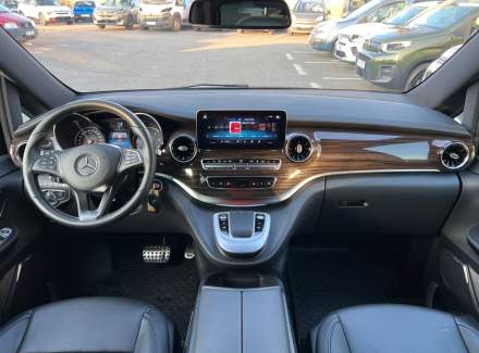 Mercedes-Benz - V-class