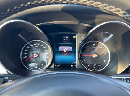 Mercedes-Benz - V-class