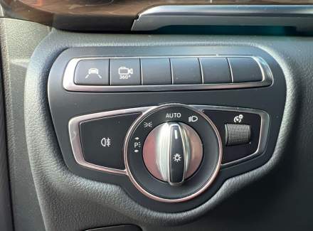 Mercedes-Benz - V-class