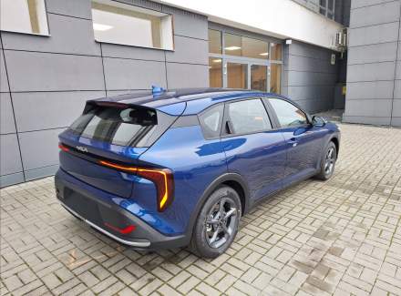 Kia - K4
