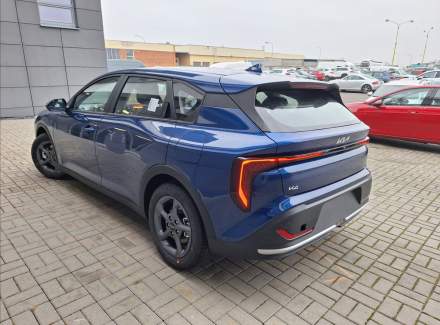 Kia - K4