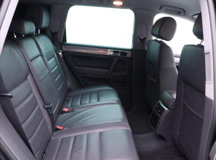 Volkswagen - Touareg