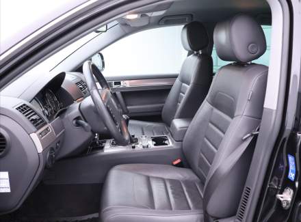 Volkswagen - Touareg