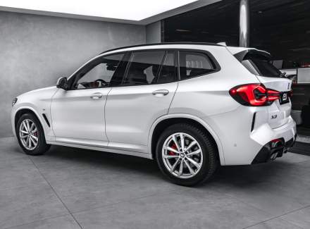 BMW - X3