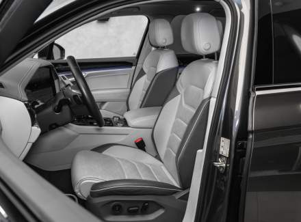 Volkswagen - Touareg