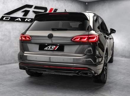 Volkswagen - Touareg