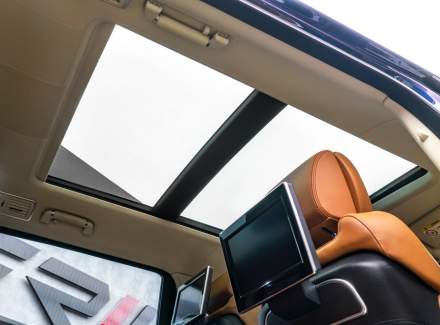 Land Rover - Range Rover