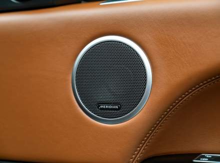 Land Rover - Range Rover