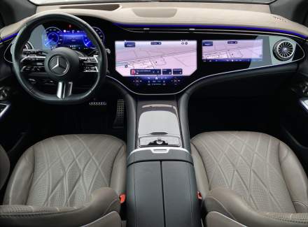 Mercedes-Benz - EQE