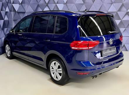 Volkswagen - Touran
