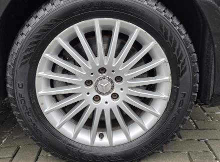 Mercedes-Benz - V-class