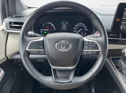 Toyota - Sienna