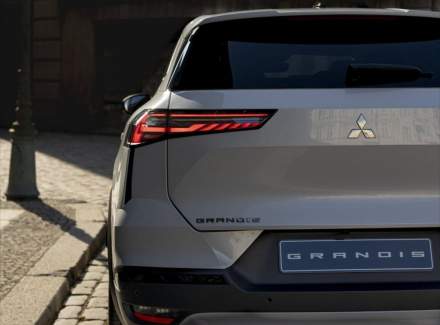 Mitsubishi - Grandis
