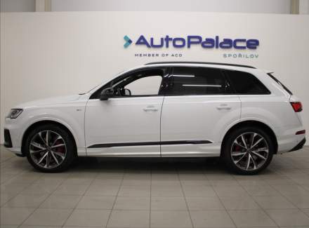 Audi - Q7