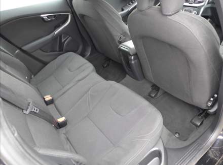 Volvo - V40