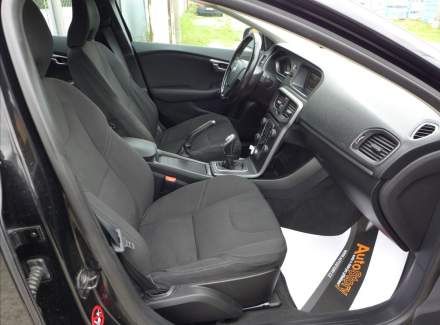 Volvo - V40
