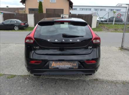 Volvo - V40