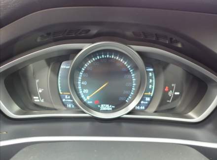 Volvo - V40