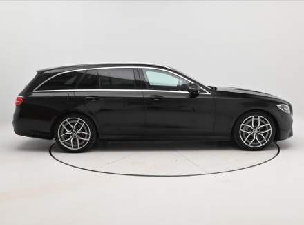 Mercedes-Benz - E-class