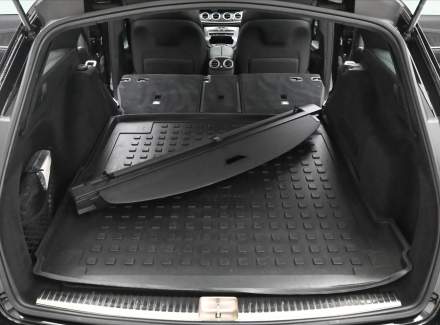 Mercedes-Benz - E-class