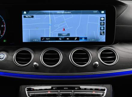 Mercedes-Benz - E-class