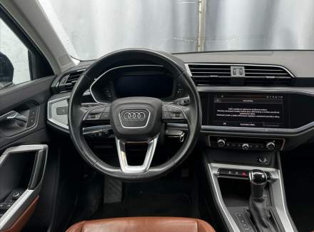 Audi - Q3