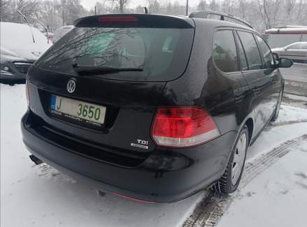 Volkswagen - Golf