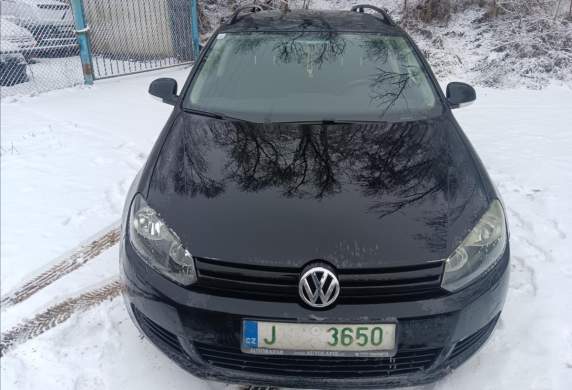 Volkswagen - Golf