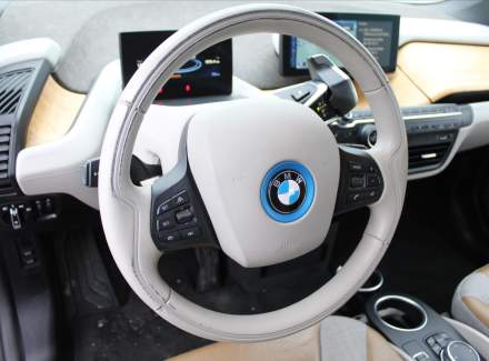BMW - i3