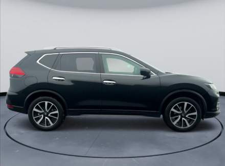 Nissan - X-Trail