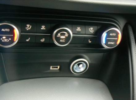 Alfa Romeo - Stelvio