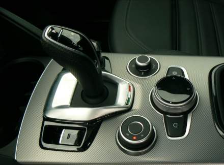 Alfa Romeo - Stelvio