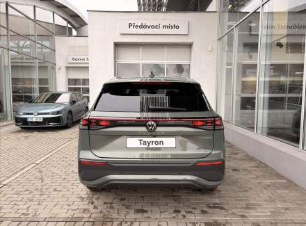 Volkswagen - Tayron