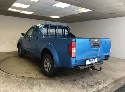 Nissan - Navara