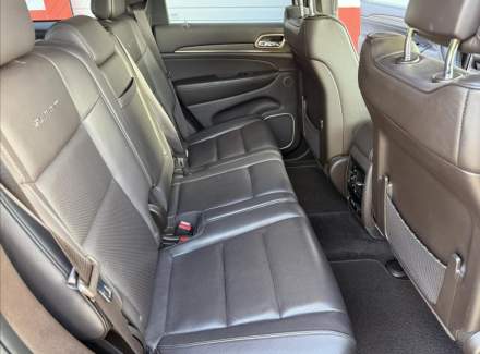 Jeep - Grand Cherokee