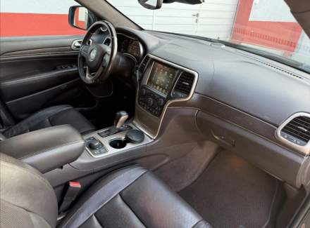 Jeep - Grand Cherokee