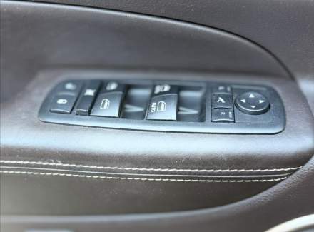 Jeep - Grand Cherokee
