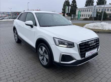 Audi - Q2