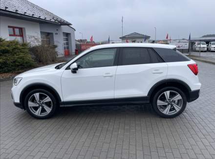 Audi - Q2