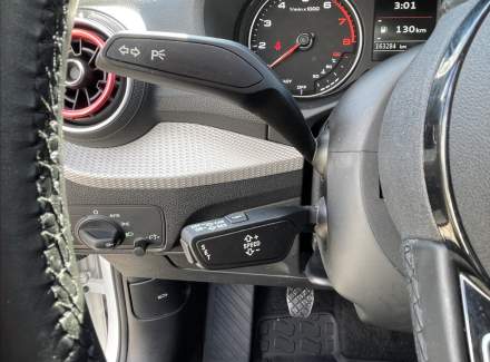 Audi - Q2