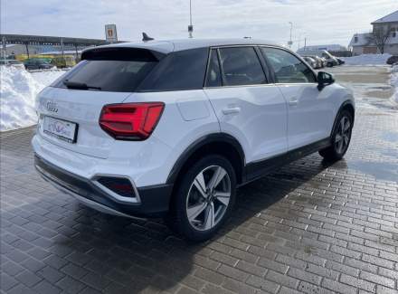 Audi - Q2
